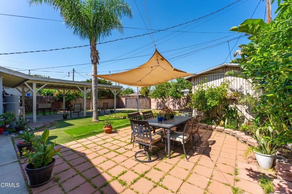 Image 23 of property listing at 12159 Hoyt Street, Sylmar, CA 91342