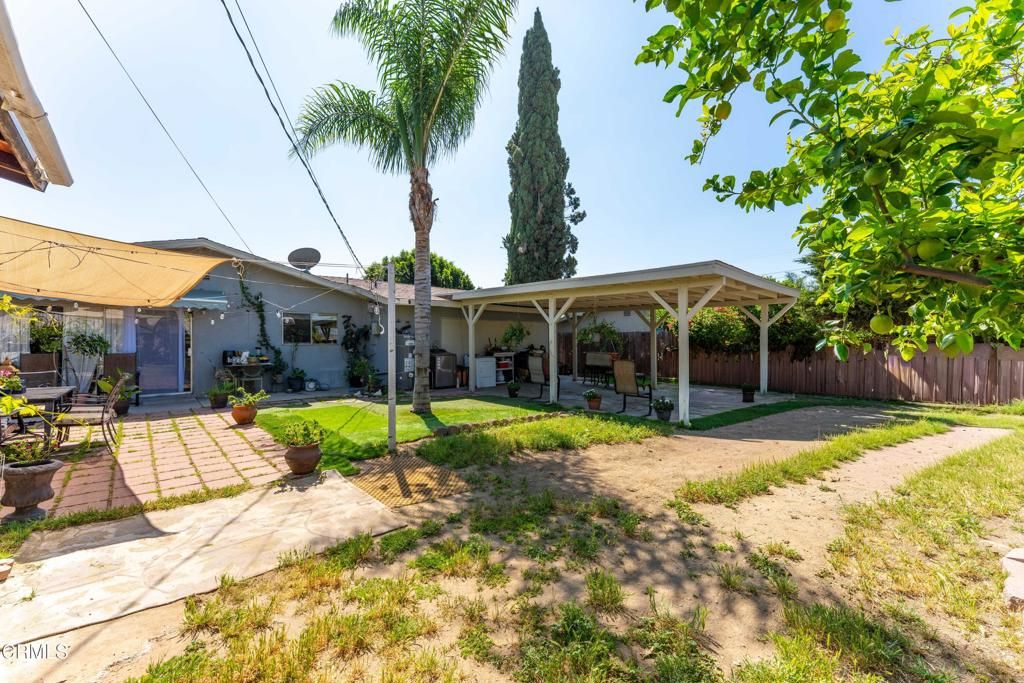 Image 28 of property listing at 12159 Hoyt Street, Sylmar, CA 91342