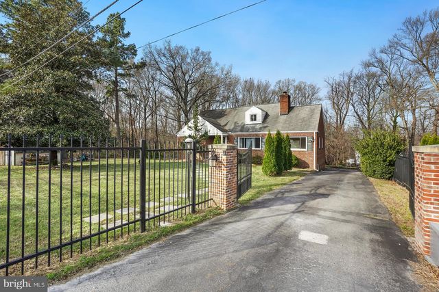 8801 CHRISTINA LN, Clinton, MD 20735