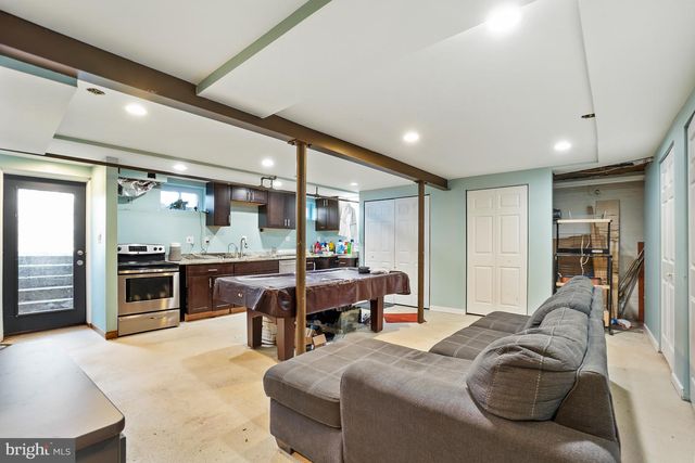 8801 CHRISTINA LN, Clinton, MD 20735