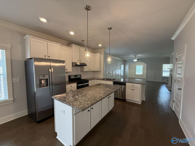 22 Desert Oak Court, Huntsville, AL 35824