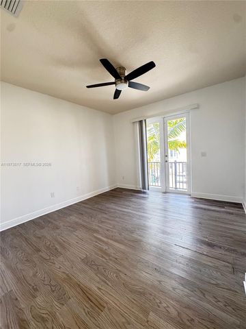 7658 NW 88th Terrace 12, Tamarac, FL 33321