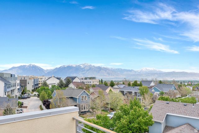 4611 W DAYBREAK RIM WAY, South Jordan, UT 84009