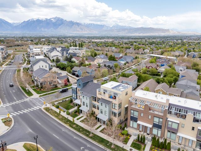 4611 W DAYBREAK RIM WAY, South Jordan, UT 84009