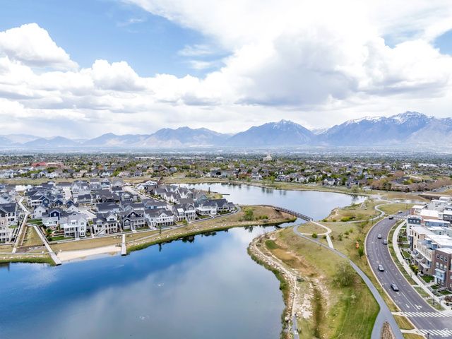 4611 W DAYBREAK RIM WAY, South Jordan, UT 84009