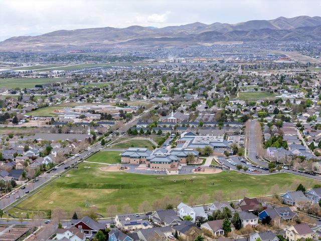 4611 W DAYBREAK RIM WAY, South Jordan, UT 84009