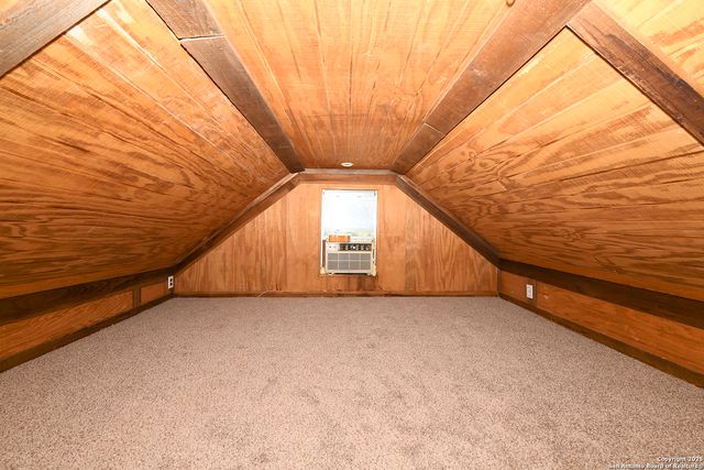 4720 Rakowitz, Adkins, TX 78101