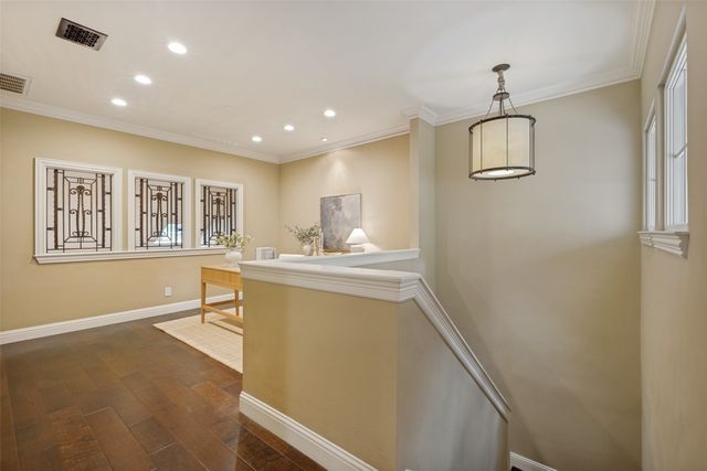 4390 Cochran Chapel Circle, Dallas, TX 75209