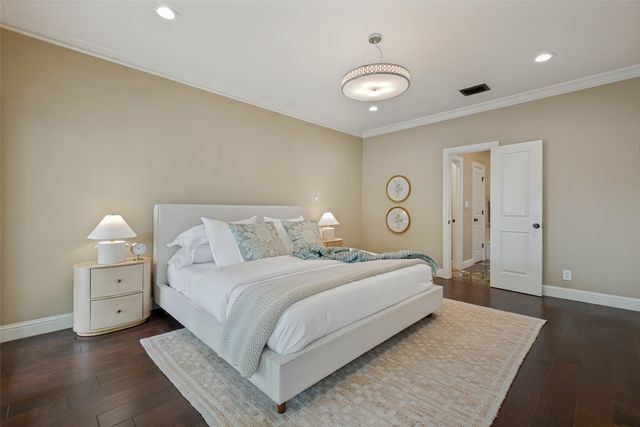 4390 Cochran Chapel Circle, Dallas, TX 75209