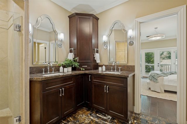 4390 Cochran Chapel Circle, Dallas, TX 75209