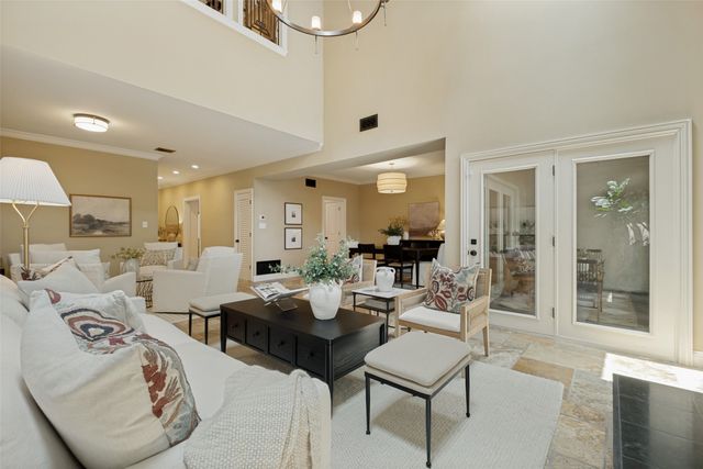 4390 Cochran Chapel Circle, Dallas, TX 75209