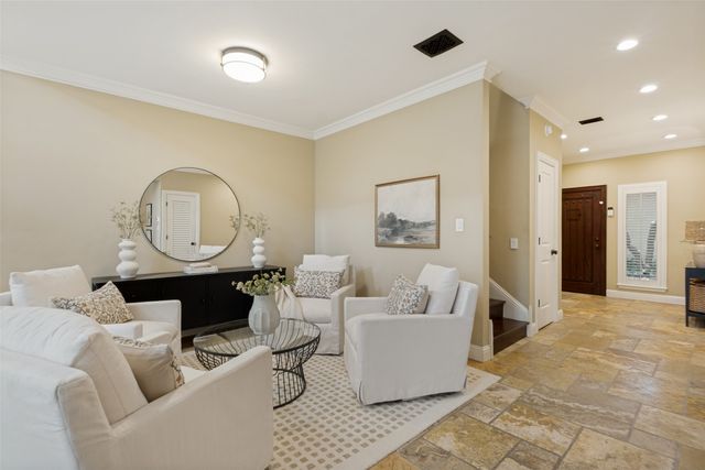 4390 Cochran Chapel Circle, Dallas, TX 75209