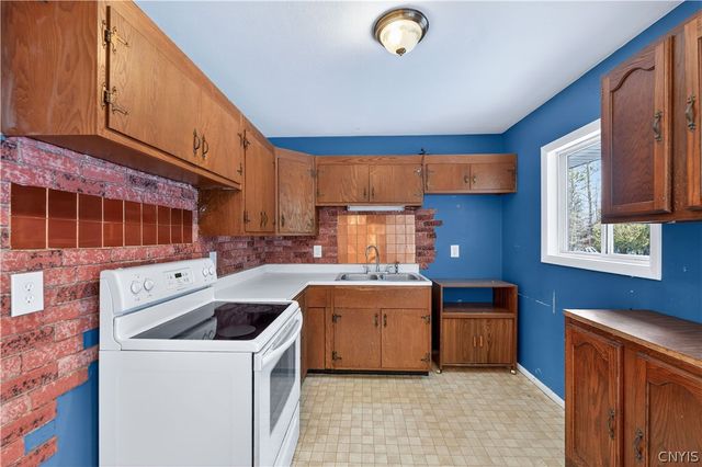 5341 State Route 294, Lewis, NY 13309