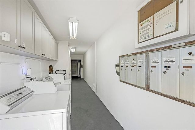 2131 NE 40th Court, Lighthouse Point, FL 33064