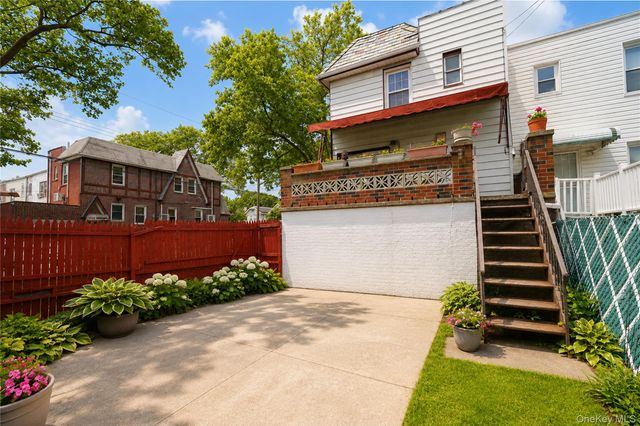 3026 Avenue T, Brooklyn, NY 11229