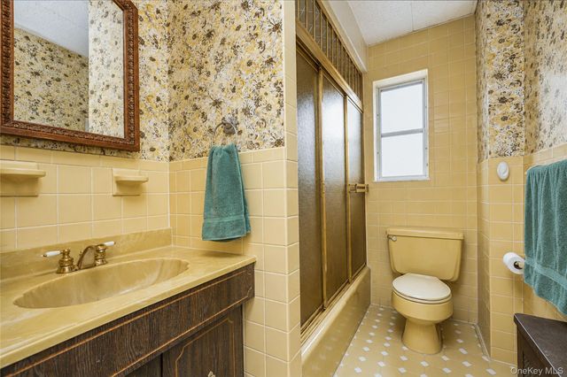 3026 Avenue T, Brooklyn, NY 11229