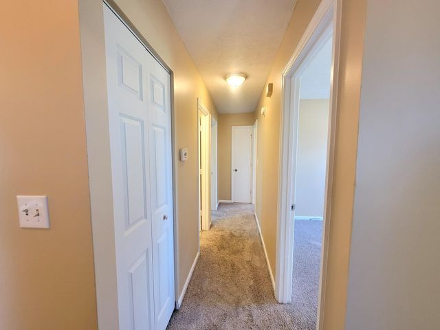 125 Schenkelwood Drive, Frankfort, KY 40601