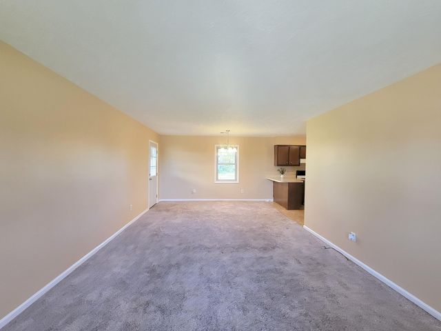 125 Schenkelwood Drive, Frankfort, KY 40601