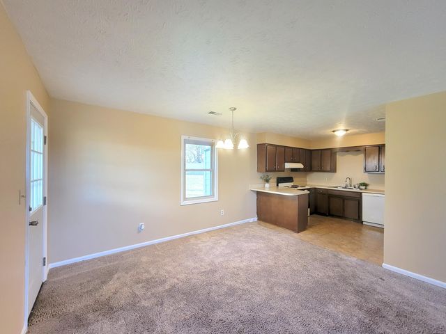 125 Schenkelwood Drive, Frankfort, KY 40601