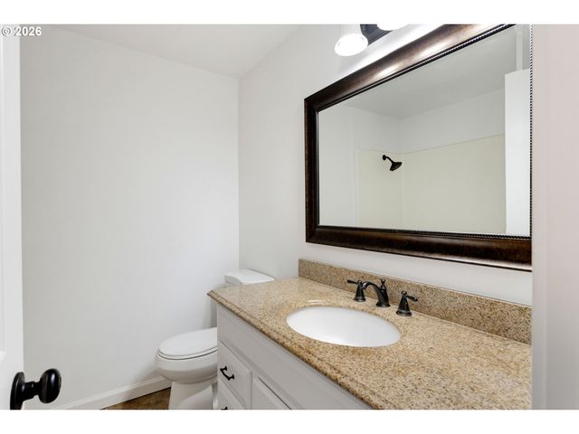 3612 E HEATER St, Newberg, OR 97132