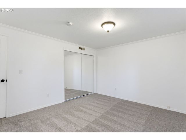 3612 E HEATER St, Newberg, OR 97132