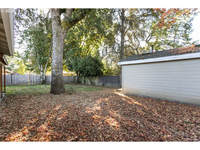 3612 E HEATER St, Newberg, OR 97132