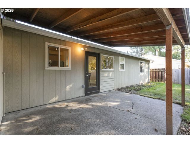 3612 E HEATER St, Newberg, OR 97132