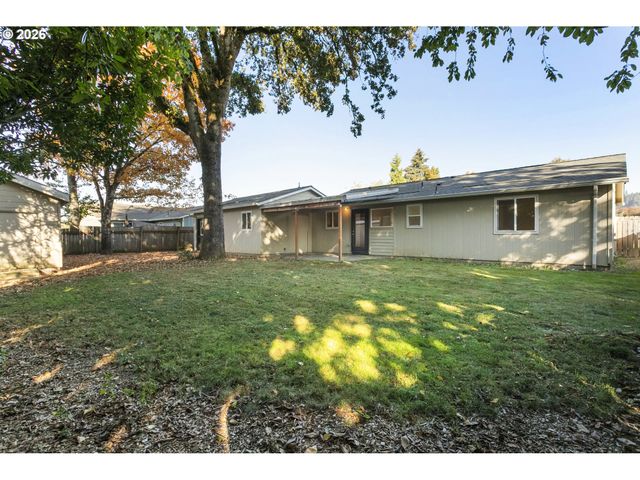 3612 E HEATER St, Newberg, OR 97132