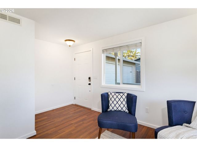 3612 E HEATER St, Newberg, OR 97132