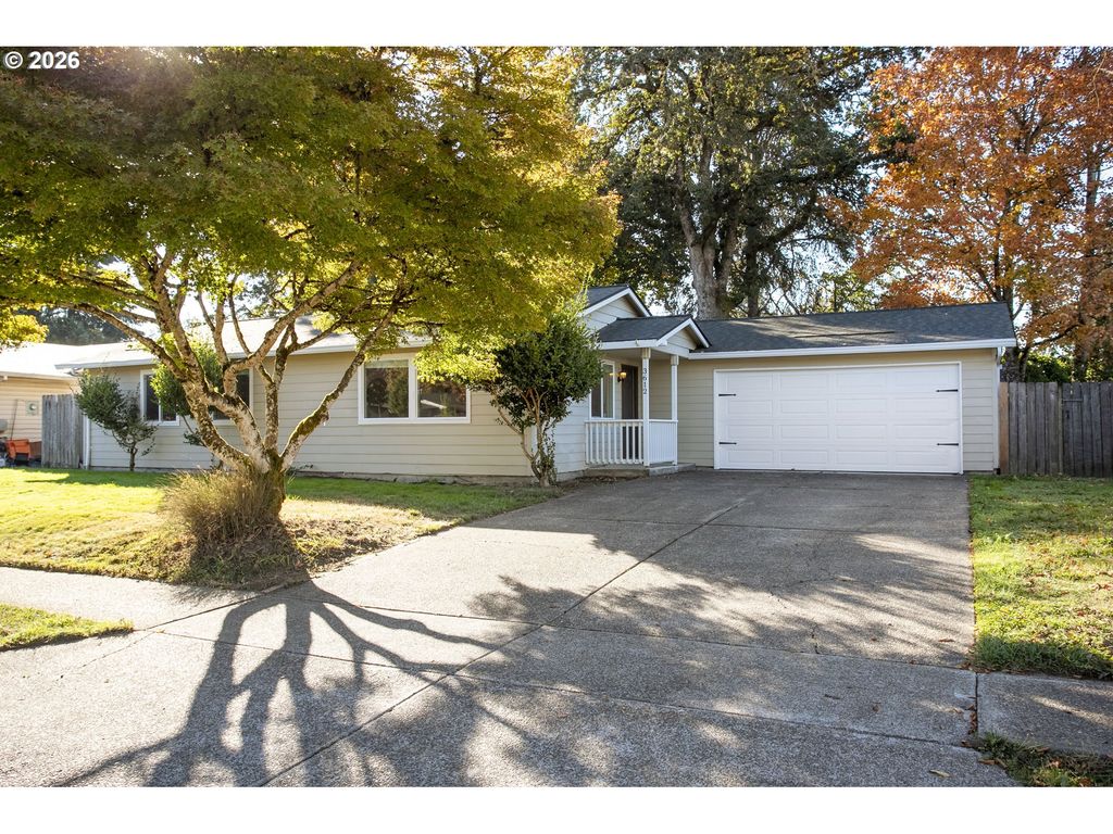 3612 E HEATER St, Newberg, OR 97132
