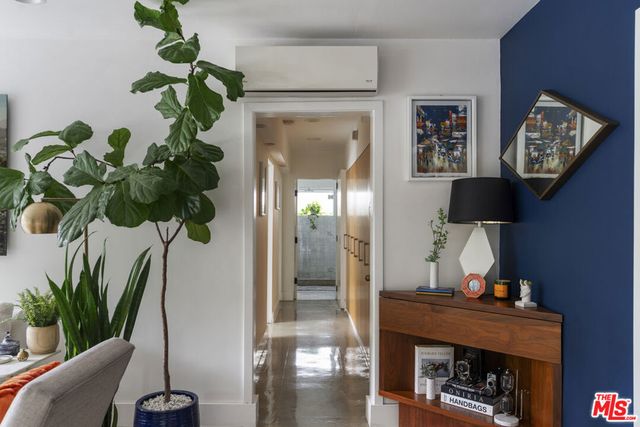 1145 Larrabee Street 9, West Hollywood, CA 90069