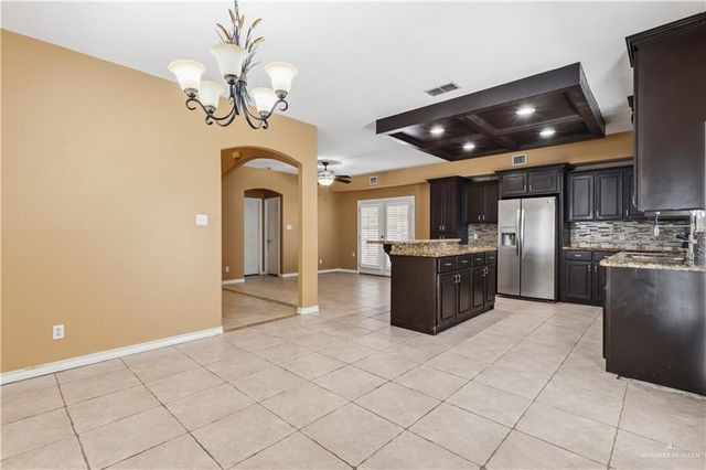 3214 Black Oak Lane, Mission, TX 78573