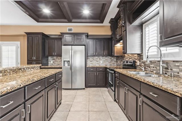 3214 Black Oak Lane, Mission, TX 78573