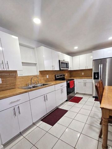 572 E 38th Street, Hialeah, FL 33013