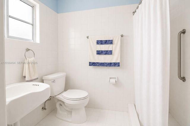 572 E 38th Street, Hialeah, FL 33013