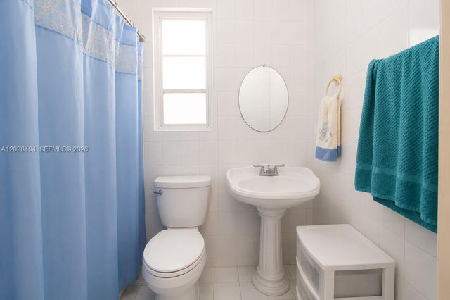 572 E 38th Street, Hialeah, FL 33013