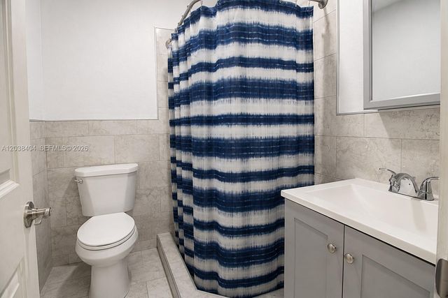 572 E 38th Street, Hialeah, FL 33013