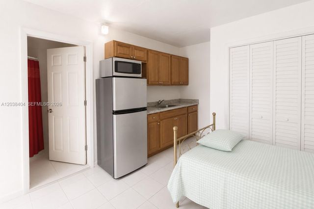 572 E 38th Street, Hialeah, FL 33013