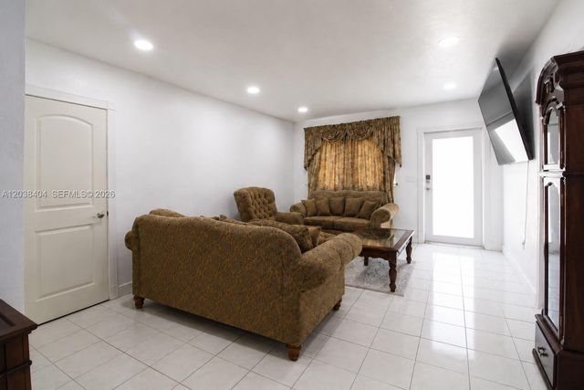 572 E 38th Street, Hialeah, FL 33013
