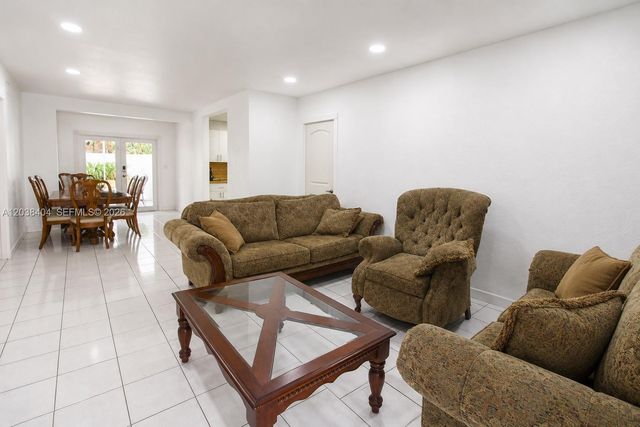 572 E 38th Street, Hialeah, FL 33013