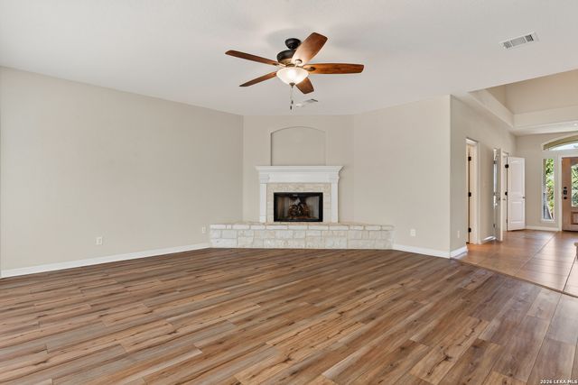 9118 OVERLOOK RDG, Boerne, TX 78006