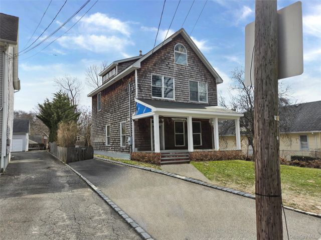 54 Cocks Lane, Locust Valley, NY 11560