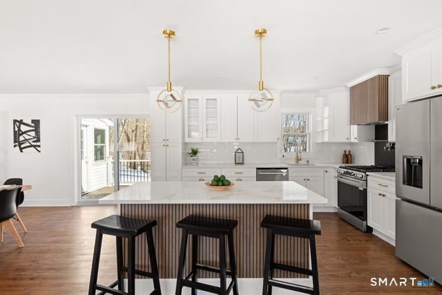 489 Derby Milford Road, Orange, CT 06477