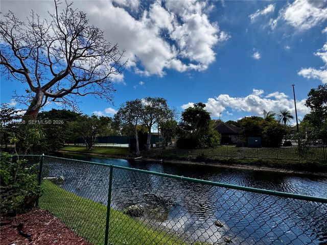 6746 SW 115th Ct 203, Miami, FL 33173