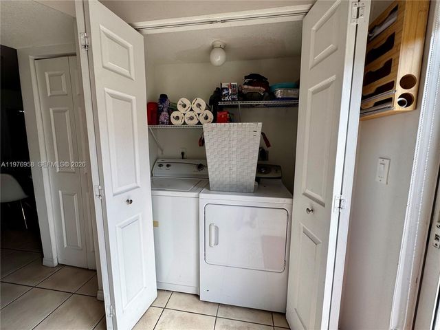 6746 SW 115th Ct 203, Miami, FL 33173