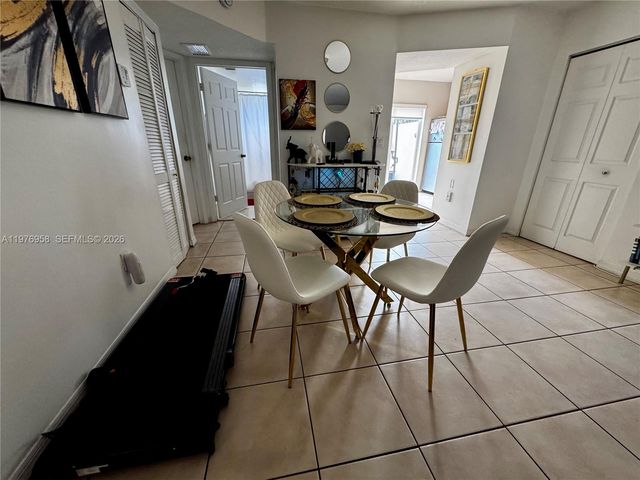 6746 SW 115th Ct 203, Miami, FL 33173