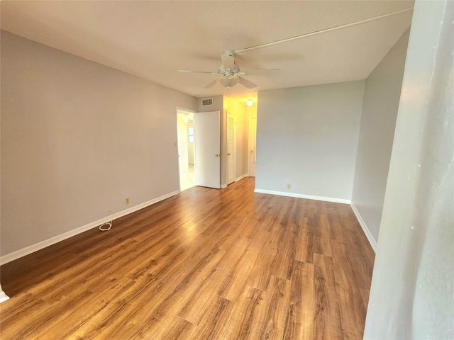 2223 Park Lane 105, Hollywood, FL 33021