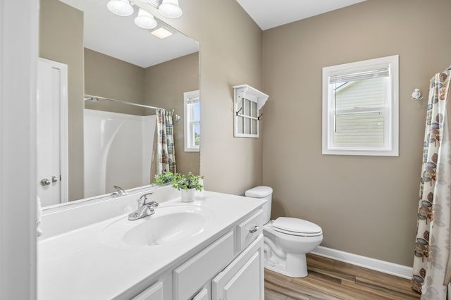 2204 Bee Hive Dr, Columbia, TN 38401