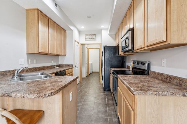 2151 3rd Avenue SW, Altoona, IA 50009