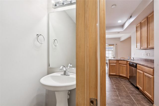 2151 3rd Avenue SW, Altoona, IA 50009